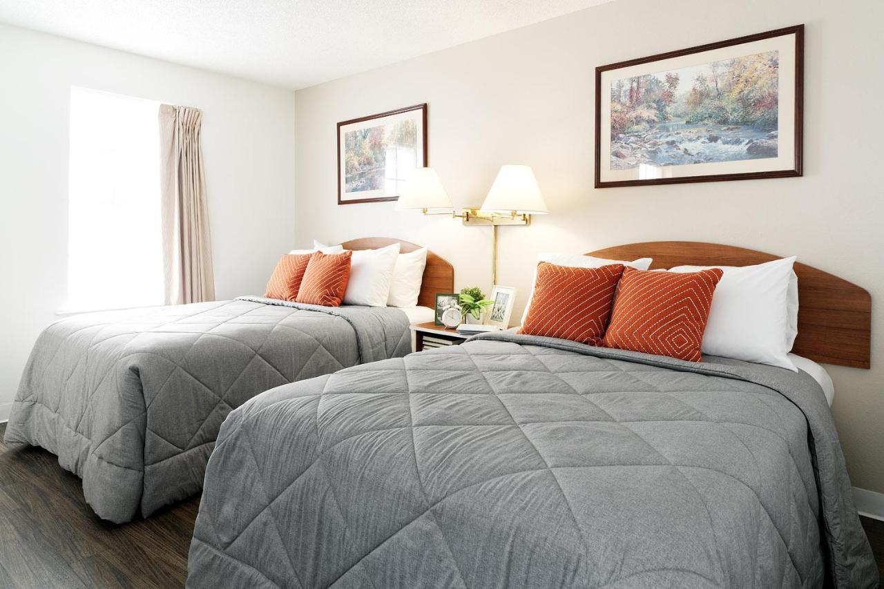 Intown Suites Extended Stay Greensboro Nc - Airport Exterior foto