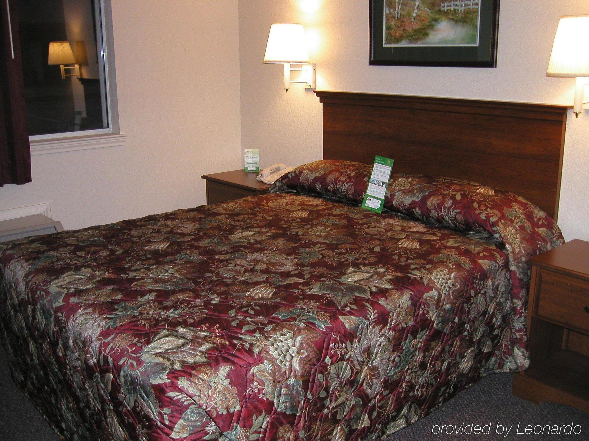 Intown Suites Extended Stay Greensboro Nc - Airport Habitación foto